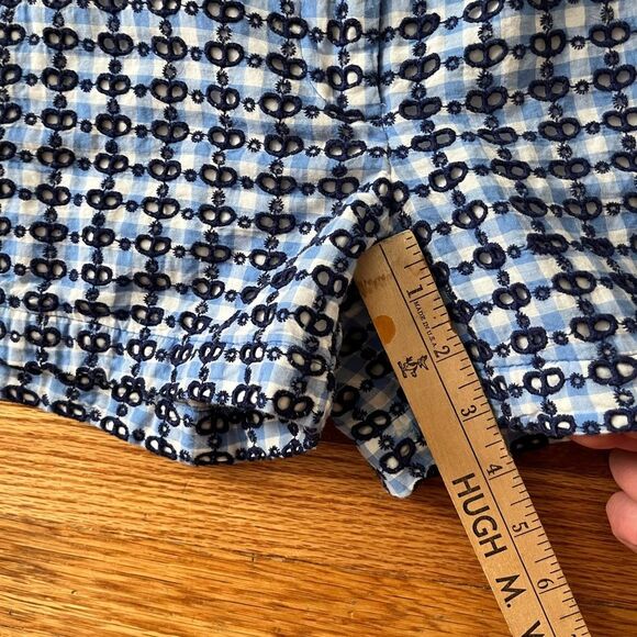 Vineyard Vines Blue Patterned Women Shorts - Picture 6 of 7